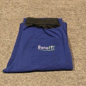 New Benefit Scrub Pants- Helix Women’s Medium